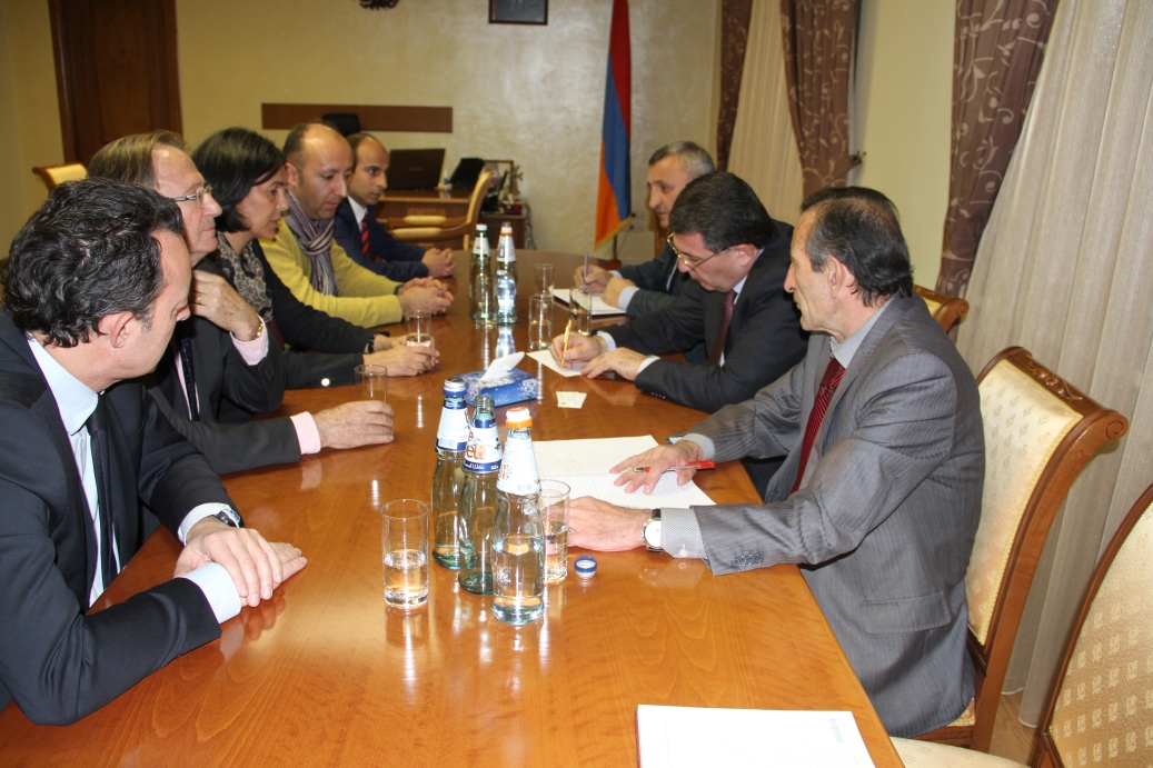 Աշխատանքային հանդիպում «Վեոլլա»/«Երևան ջուր» ընկերության հետ