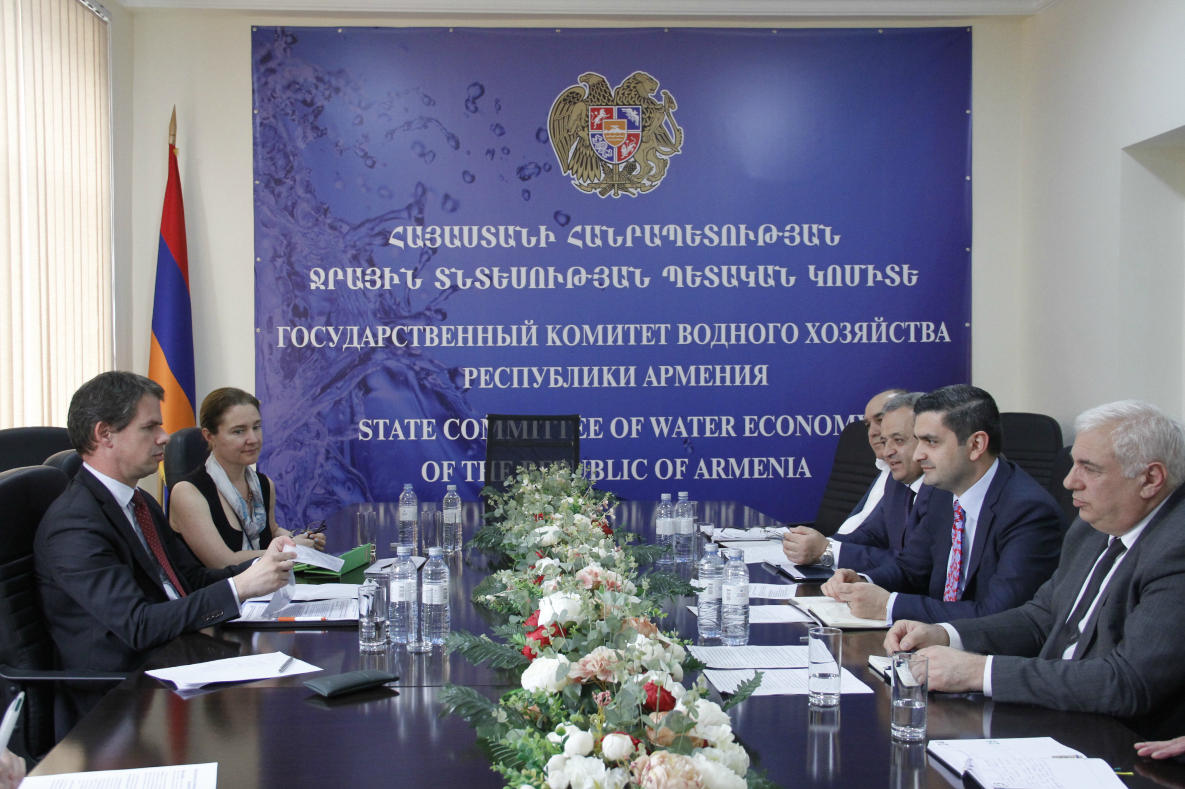 Ջրային տնտեսության պետական կոմիտեում ընդունել են Հայաստանում Ֆրանսիայի դեսպան Ժոնաթան Լաքոթին